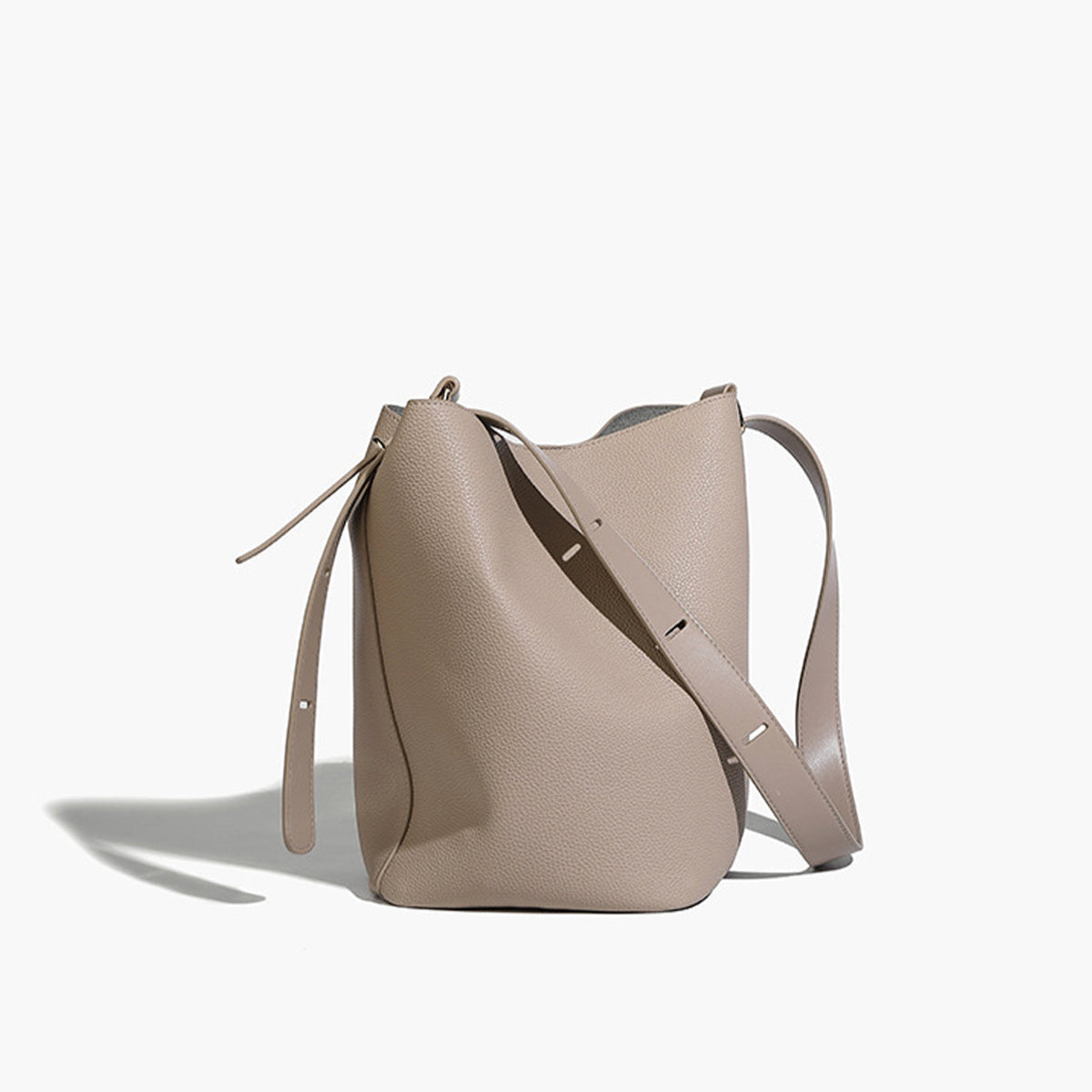 Bolso Bucket de Piel Sintética Beige