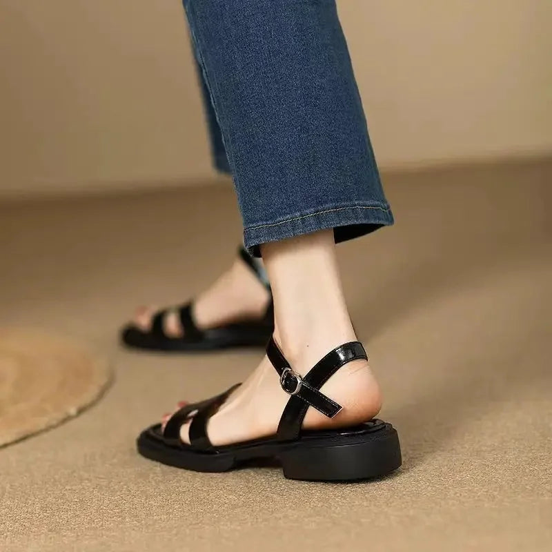 Sandalias Planas Elegancia Retro